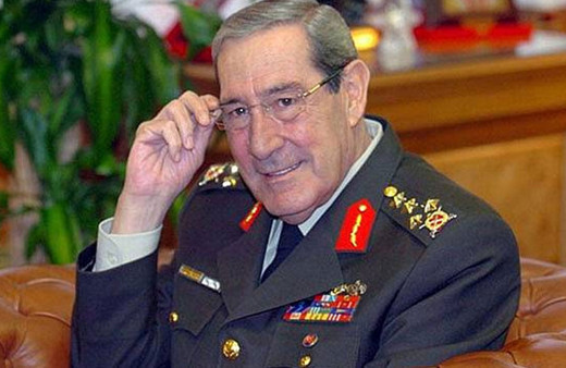 Eski Genelkurmay Başkanı Yaşar Büyükanıt hastaneye kaldırıldı