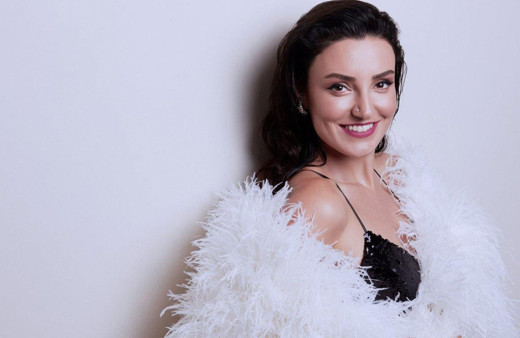 Sevcan Orhan sağlığına kavuştu! Bodrum'un tozunu attırıyor