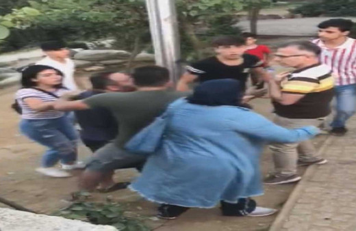 İstanbul Sultangazi'de parktaki taciz iddiasına mahalleli dayağı