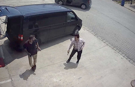 Sakarya’daki silahlı saldırı güvenlik kamerasına yansıdı