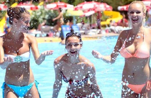 Antalya'ya turist yağdı! İşte o rekor rakam