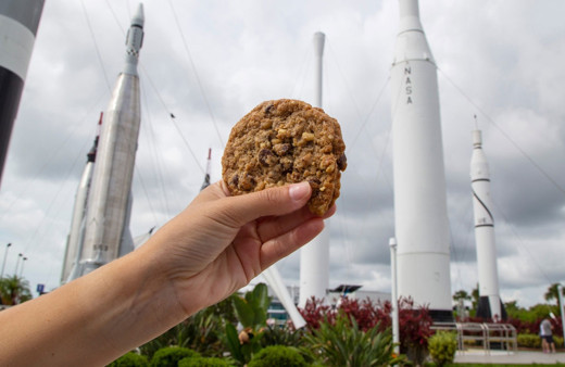 Dünyaca ünlü otel zincirinden ilginç deney! Uzayda kurabiye pişirecek