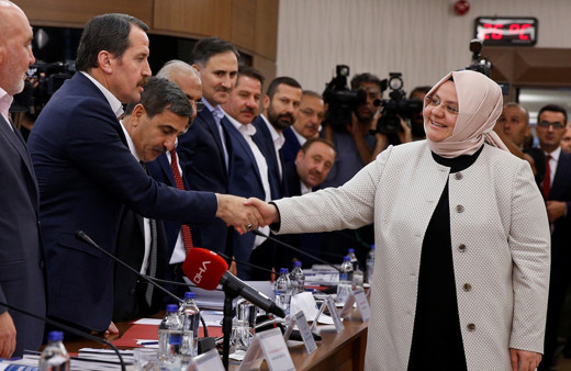 Memur zam pazarlığı başladı! 2020-2021 için memur ve emekliye yapılacak zam