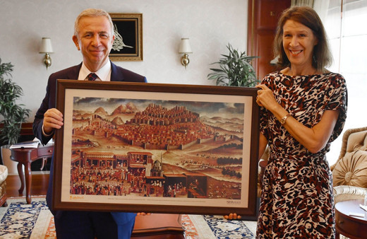 Mansur Yavaş'a büyükelçilerden yoğun ilgi