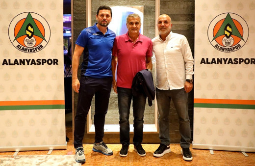 Şenol Güneş’ten Alanyaspor kampına ziyaret