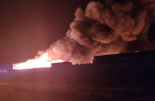 Denizli'de geri dönüşüm fabrikasında yangın