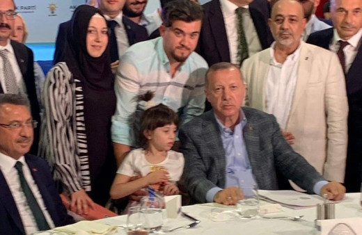 Cumhurbaşkanı Recep Tayyip Erdoğan'dan Zeynep'e müjdeli haber! İlaçlarını hemen temin edin