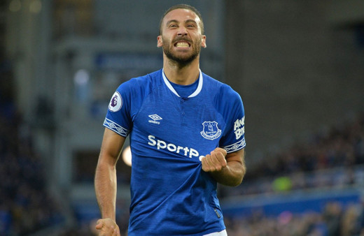 Cenk Tosun için Beşiktaş Fenerbahçe ve Galatasaray talip oldu