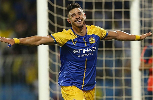 Fenerbahçe'nin eski yıldızı Giuliano geri dönüyor