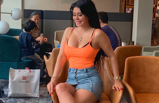 Ebru Polat ahlaksız teklifi ifşa etti : Beni de teknemi de kullanabilirsin