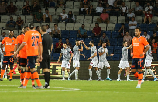 Başakşehir avantajı Olympiakos'a kaptırdı