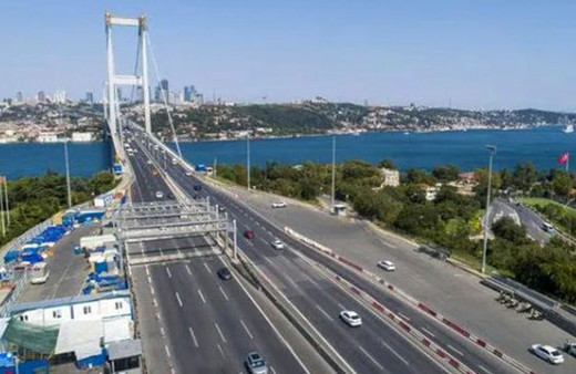 İstanbullular şehri terk etti! Trafik yoğunluğu yüzde 8'e düştü