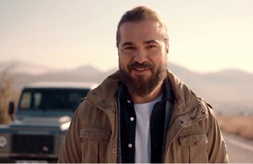 Diriliş Ertuğrul'un ardından Engin Altan Düzyatan imaj yeniledi! 5 Yıl sonra bakın ne yaptı