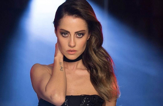 Derya Uluğ o mesajı ifşa etti! Evli adamın ahlaksız teklifi çıldırttı