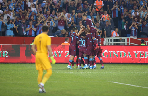 Trabzonspor'un Avrupa Ligi'ndeki rakibi AEK oldu