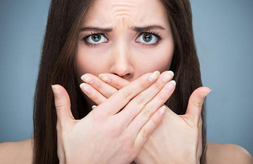 Ağız kokusu neden olur? Alınması gereken önlemler neler?