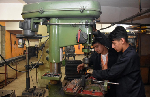 Bu lisede 12 ay dur durak yok! Tam 1 milyon cirosu var