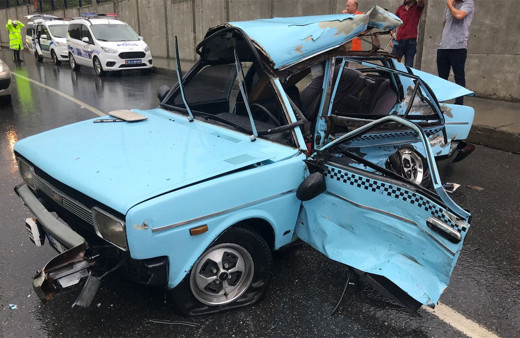 Sağanak yağış sonrası Maslak’ta feci kaza: 3’ü ağır 4 yaralı