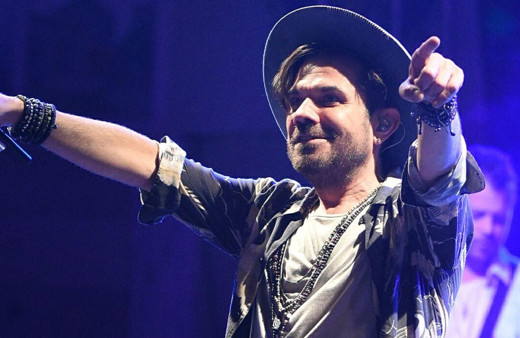 Kenan Doğulu Muğla'yı coşturdu İbrahim Tatlıses göndermesi olay oldu