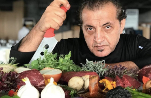 Masterchef Mehmet Yalçınkaya evli mi eşi kimdir?