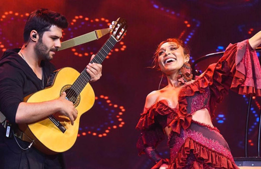 Gitaristi ile evlenen Ziynet Sali paraya kıydı düğün için kesenin ağzını açtı