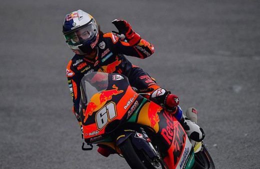 Milli motosikletçi Can Öncü İngiltere'de piste çıkacak!