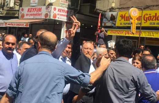 Diyarbakır belediyesinin önü karıştı! Sezai Temelli'den olay çıkaracak açıklama