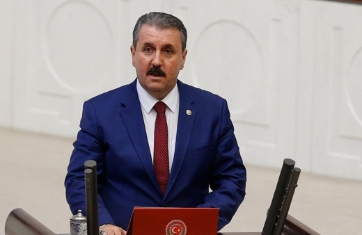 Mustafa Destici: Terörle, teröristle iltisaklı olan partiler kapatılsın