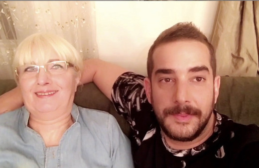 Enis Arıkan sevgilisi var mı annesi Selma Teyze kimdir?