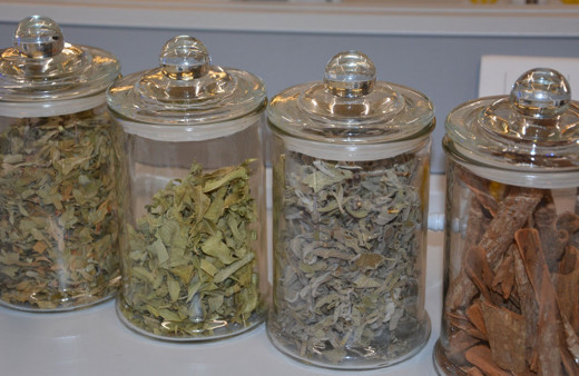 Bitki çaylarını faydalı biliyorduk! Faydasından çok zarar verebilir uyarısı!