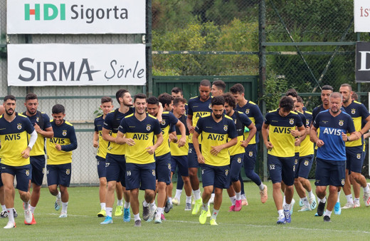 Fenerbahçe Başakşehir deplasmanına hazırlıklarını sürdürüyor