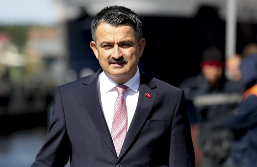 Bakan Bekir Pakdemirli duyurdu! Hastalıktan Ari İşletme Desteği ödemeleri bugün ödeniyor