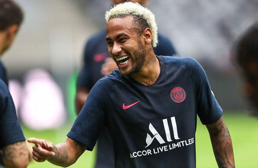 Real Madrid ile Barcelona savaşa girdi Neymar için çılgın teklif!