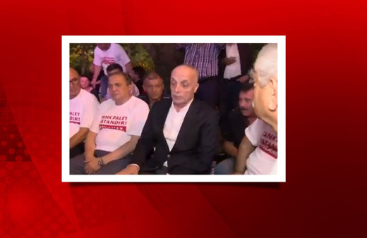 Türk-İş Başkanı'na vatandaştan 'mikrofon kazası' tepkisi: Sen hiç konuşma