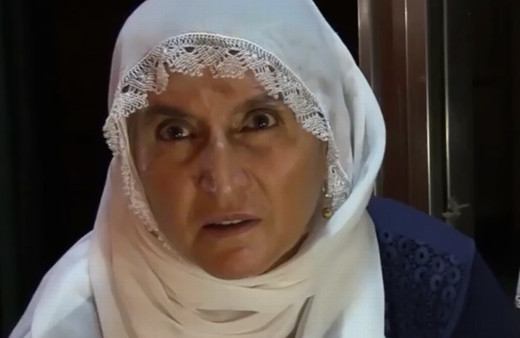 HDP önünde eylem yapan anne: Oğlum HDP binasına girdi bir daha çıkmadı