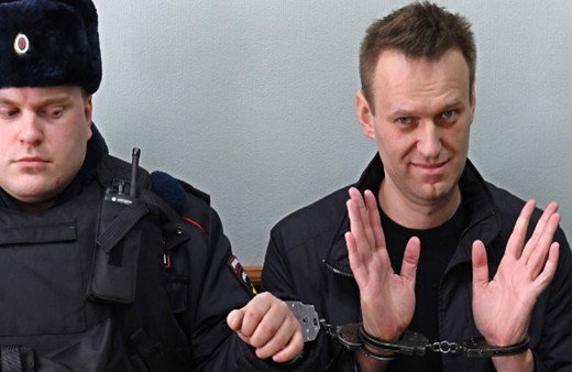 Rus muhalif Aleksey Navalnıy hapisten çıktı