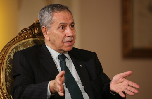 Bülent Arınç'tan yeni parti açıklaması! Gül Babacan ve Davutoğlu...