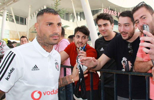 Beşiktaş'ta Quaresma kadro dışı kaldı
