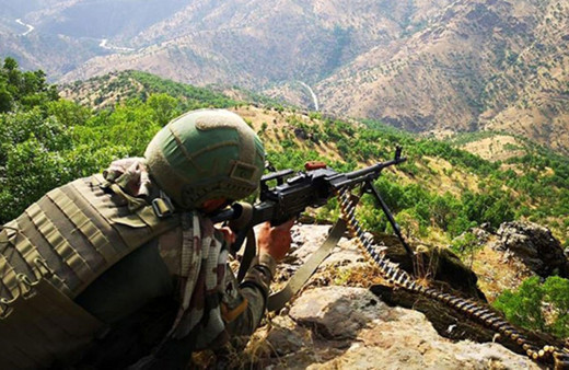 MSB duyurdu! Irak'ın Kuzeyindeki Sinat-Haftanin bölgesinde Pençe-3 harekatı başlatıldı