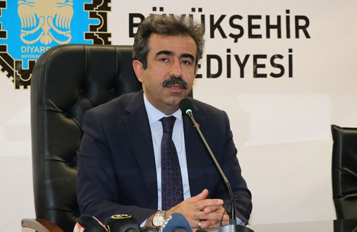 Vali Güzeloğlu: Kaynaklar Kandil'e harcandı