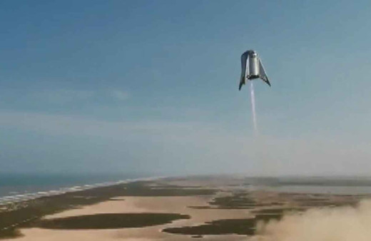 Elon Musk’ın yeni roketi Starhopper 150 metre yüksekliğe çıktı