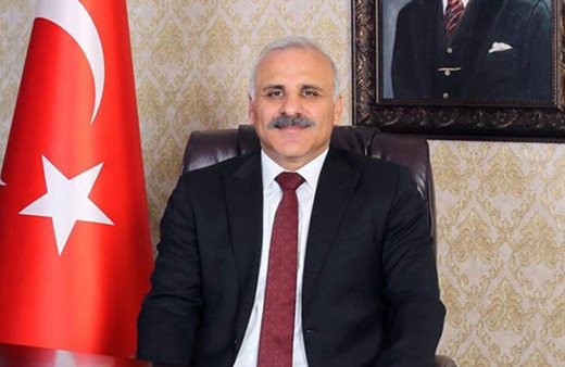 700 bin liraya takım elbise aldı iddiası! Zorluoğlu'ndan çarpıcı açıklamalar