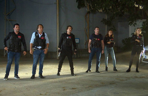 Arka Sokaklar yeni sezona 3 bomba isimle geri dönüyor bakın kimler geldi