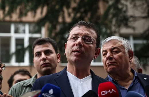 İBB'nin Yenikapı'ya dizilen araçları! Ekrem İmamoğlu konuşma yapacak