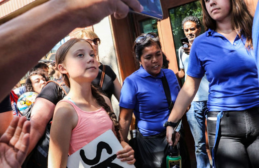 İsveçli çevre aktivisti Thunberg, Filistin’e destek için grev başlattı