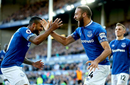 Galatasaray'da Radamel Falcao geldi! Sıra Milli golcümüz Cenk Tosun'da