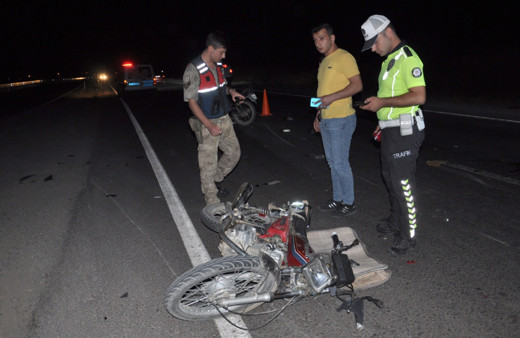 Gaziantep'te motosikletler çarpıştı: 1 kişi öldü 4 yaralı var