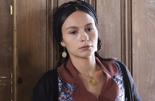 Selin Yeninci meğer çok seksiymiş! Bir Zamanlar Çukurova'nın Saniye'sine bakın