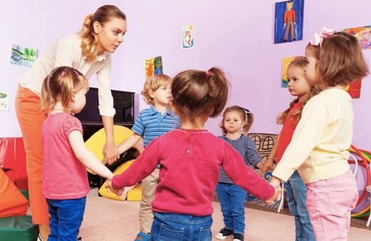 Okullar yarın kaça kadar açık öğleden sonra okul var mı?