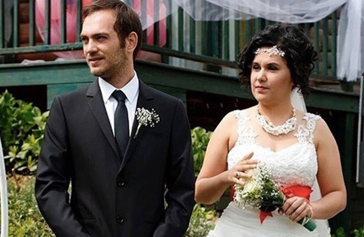 Aybike Esin Tumluer kimdir yaşı kaç erkek oldu son hali nasıl?